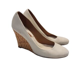 BCBGMAXAZRIA Wedge Leather Shoes Women's Color:Cream Size 6.5